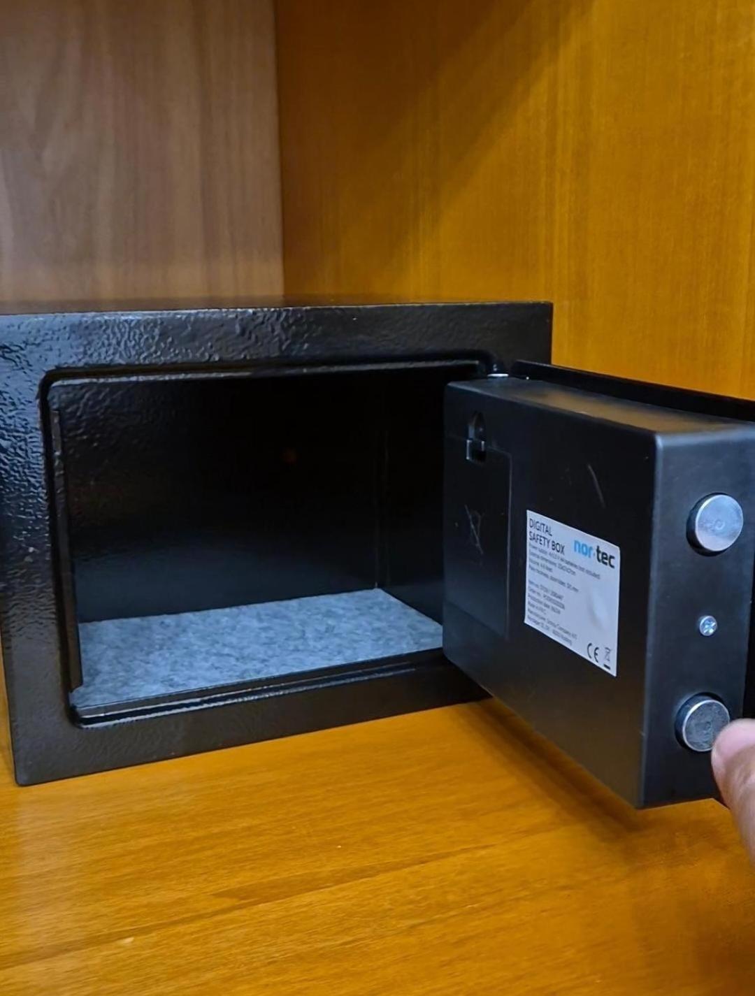 Aliste Apartment برينديسي المظهر الخارجي الصورة