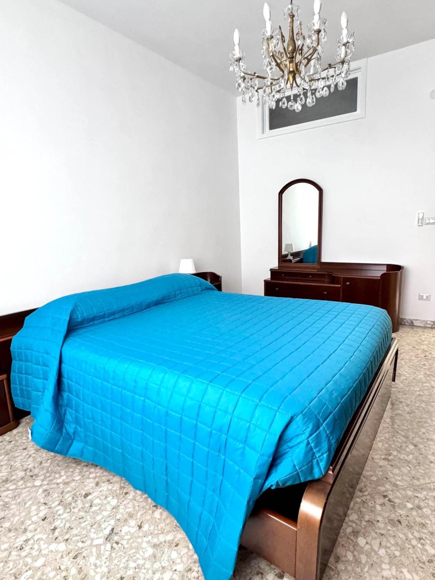 Aliste Apartment برينديسي المظهر الخارجي الصورة