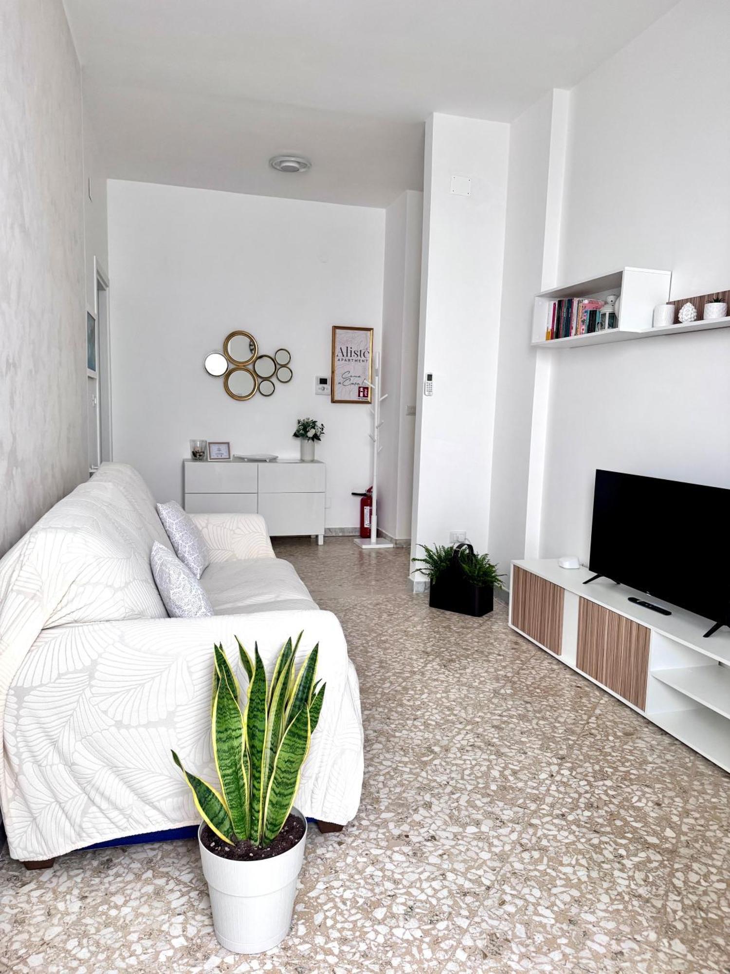 Aliste Apartment برينديسي المظهر الخارجي الصورة